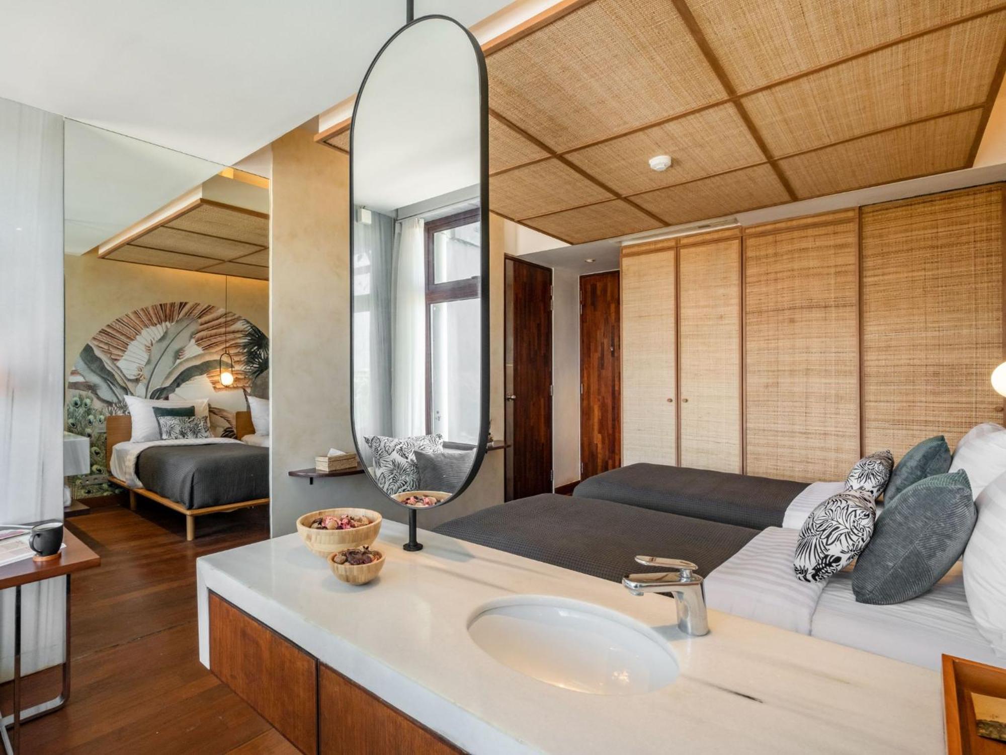 Hotel The Isvara By Cove 4*