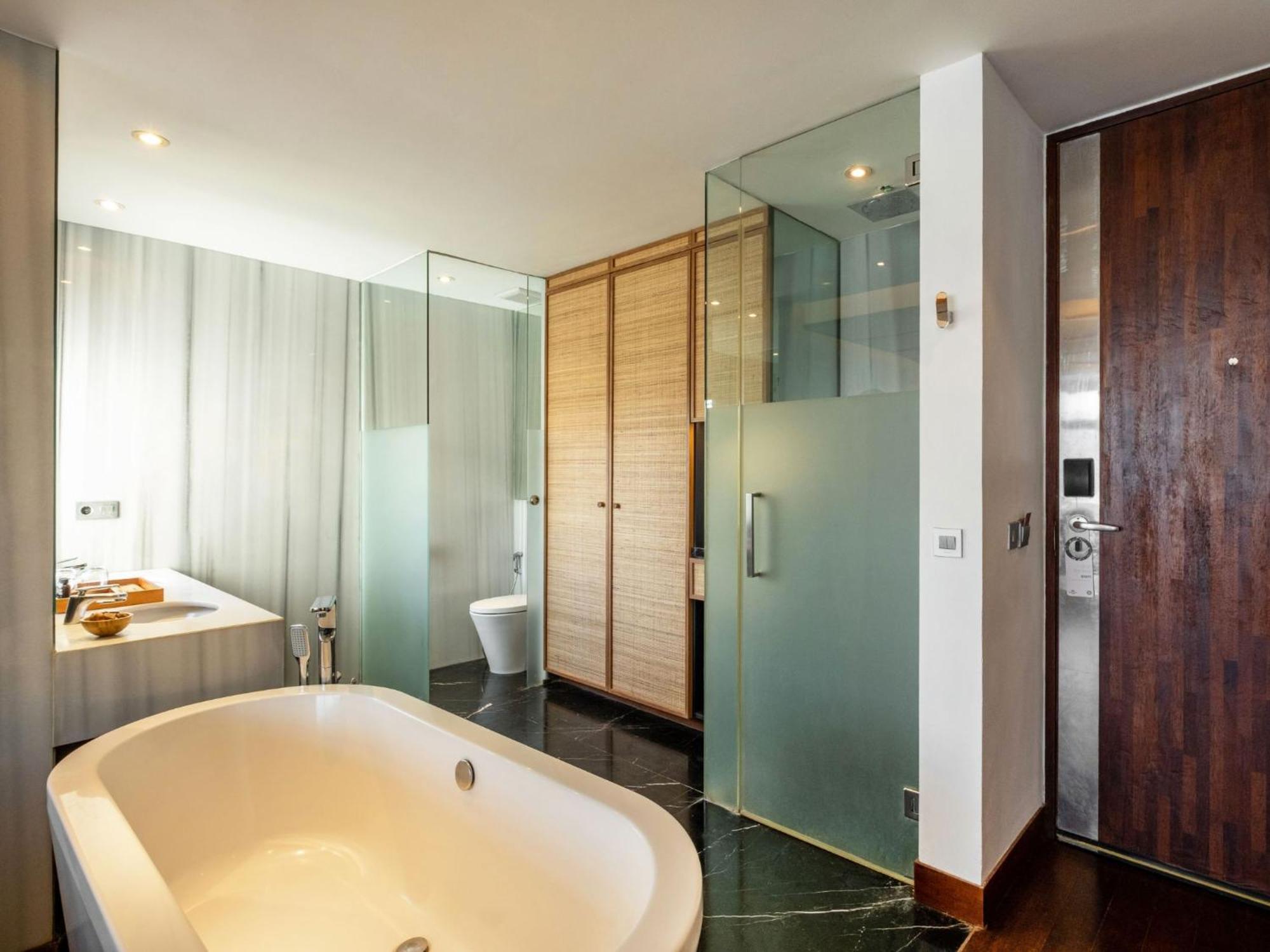 The Isvara By Cove 4*